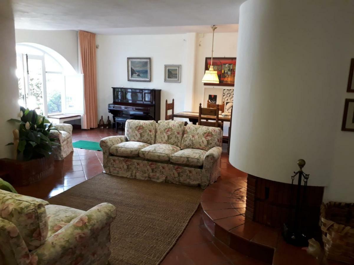 Villa Le Olivine Сорренто Екстер'єр фото